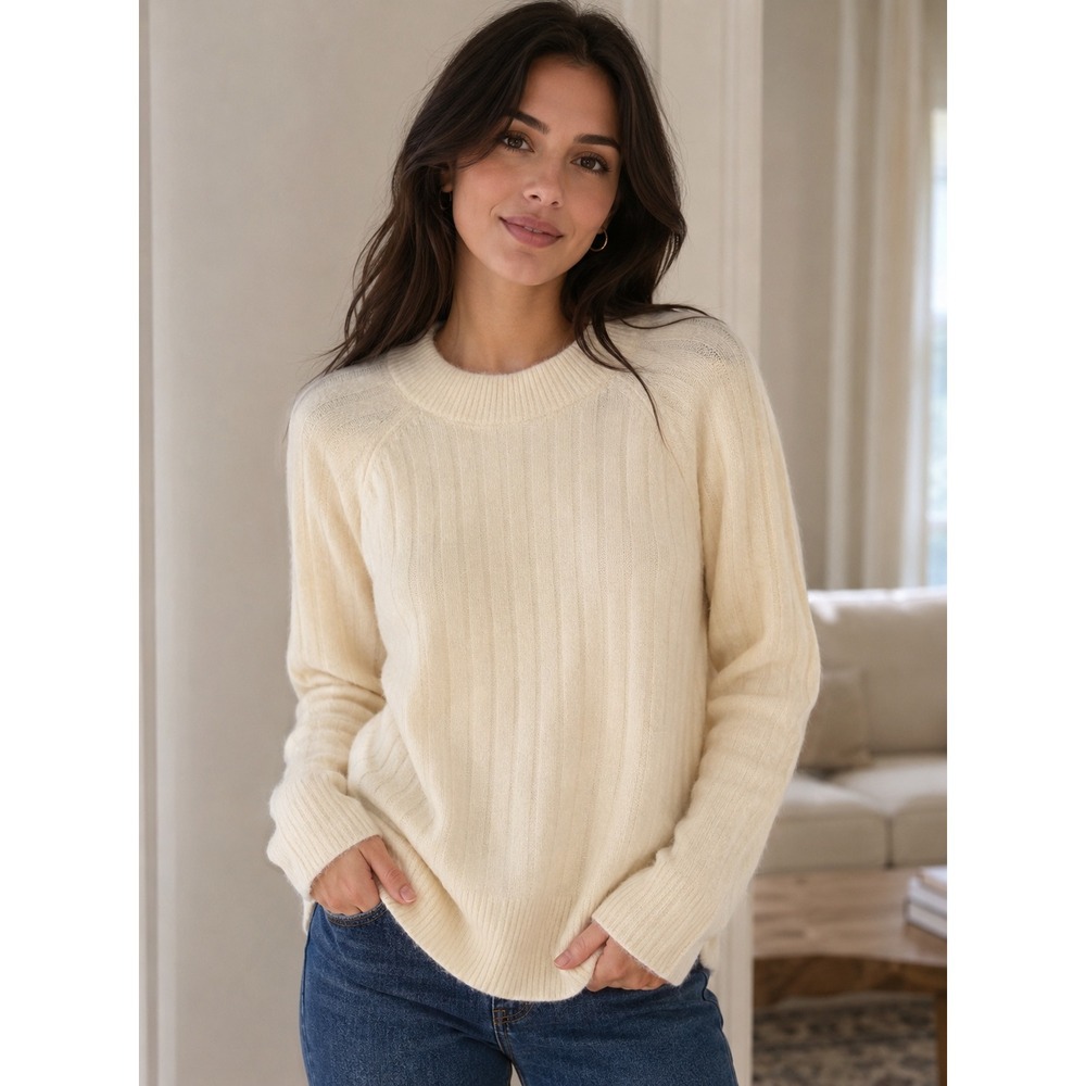 Cosmic Blue Love Size M NWT Ivory Cream Ribbed Soft Knit Sweater